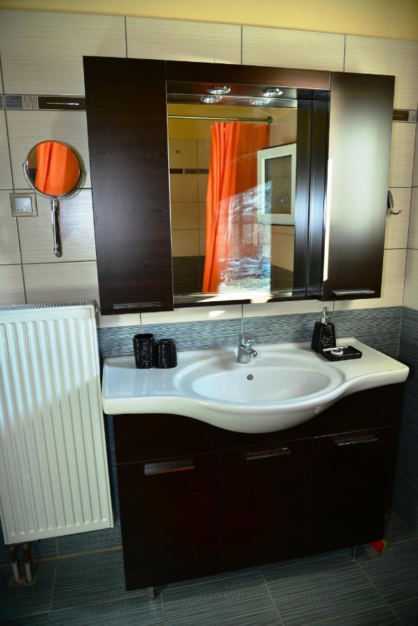Sea View Luxury Apartment Платарія Екстер'єр фото