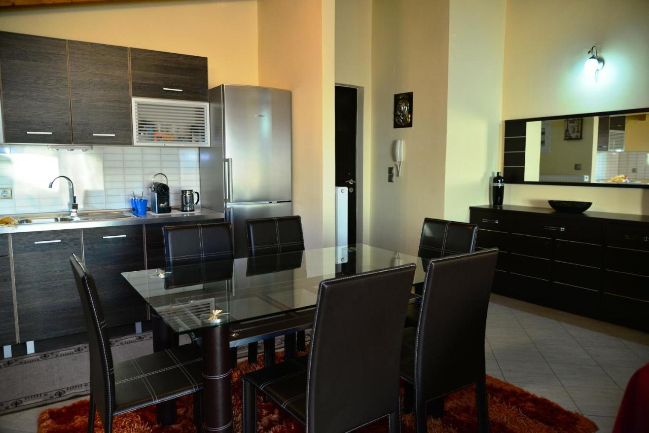 Sea View Luxury Apartment Платарія Екстер'єр фото