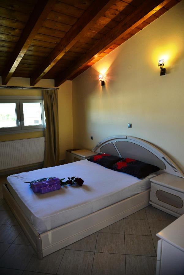 Sea View Luxury Apartment Платарія Екстер'єр фото